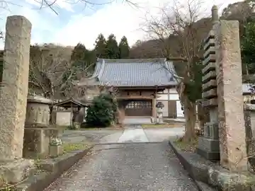 円正寺の山門・神門