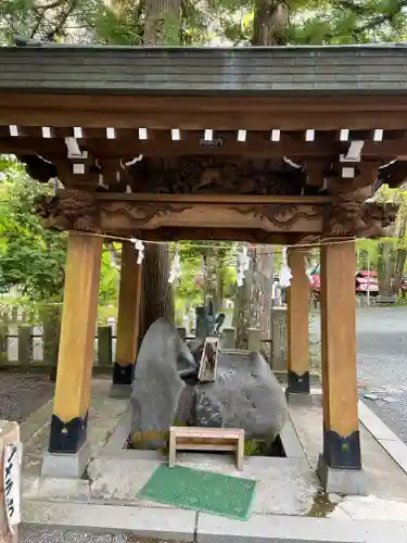 山中諏訪神社(山梨県)