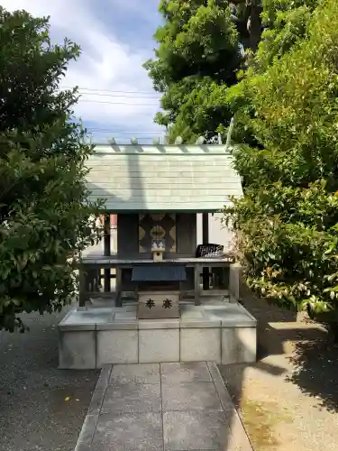 伊勢原大神宮の{uncategorized: "未分類", other: "その他", undefined: "問題あり", building: "その他建物", grave: "お墓", sacred_gate: "鳥居", guardian: "狛犬", statue: "像", buddha: "仏像", history: "歴史", nature: "自然", garden: "庭園", animal: "動物", pagoda: "塔", temizu: "手水舎", mountain_gate: "山門・神門", sanctuary: "本殿・本堂", subordinate: "末社・摂社", art: "芸術", scenery: "景色", jizo: "地蔵", ema: "絵馬", goshuin: "御朱印", omikuji: "おみくじ", items: "授与品その他", amulet: "お守り", goshuincho: "御朱印帳", eats: "食事", festival: "お祭り", votive_dance: "神楽", shichigosan: "七五三参", wedding: "結婚式", experience: "体験その他", initially: "初詣", around: "周辺", anti_infection: "感染症対策"}