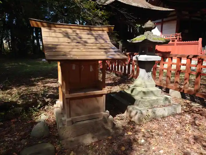 大井俣窪八幡神社の末社・摂社