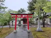 鷹栖神社の末社・摂社