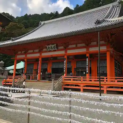 勝尾寺の本殿・本堂