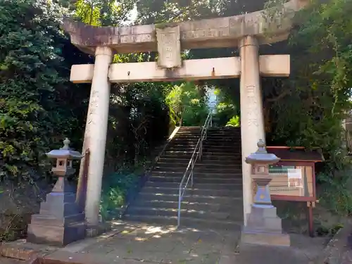 大浦諏訪神社の鳥居