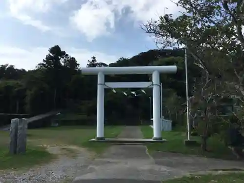 洲宮神社の鳥居