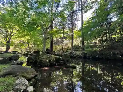 北畠神社の{uncategorized: "未分類", other: "その他", undefined: "問題あり", building: "その他建物", grave: "お墓", sacred_gate: "鳥居", guardian: "狛犬", statue: "像", buddha: "仏像", history: "歴史", nature: "自然", garden: "庭園", animal: "動物", pagoda: "塔", temizu: "手水舎", mountain_gate: "山門・神門", sanctuary: "本殿・本堂", subordinate: "末社・摂社", art: "芸術", scenery: "景色", jizo: "地蔵", ema: "絵馬", goshuin: "御朱印", omikuji: "おみくじ", items: "授与品その他", amulet: "お守り", goshuincho: "御朱印帳", eats: "食事", festival: "お祭り", votive_dance: "神楽", shichigosan: "七五三参", wedding: "結婚式", experience: "体験その他", initially: "初詣", around: "周辺", anti_infection: "感染症対策"}