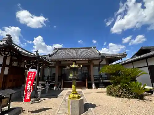 来迎寺の本殿