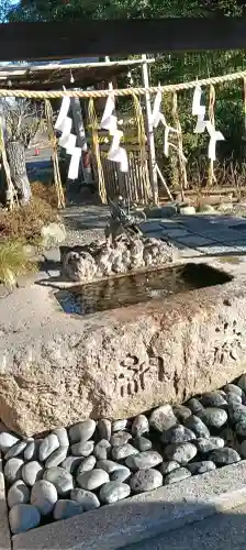 菊田神社の{uncategorized: "未分類", other: "その他", undefined: "問題あり", building: "その他建物", grave: "お墓", sacred_gate: "鳥居", guardian: "狛犬", statue: "像", buddha: "仏像", history: "歴史", nature: "自然", garden: "庭園", animal: "動物", pagoda: "塔", temizu: "手水舎", mountain_gate: "山門・神門", sanctuary: "本殿・本堂", subordinate: "末社・摂社", art: "芸術", scenery: "景色", jizo: "地蔵", ema: "絵馬", goshuin: "御朱印", omikuji: "おみくじ", items: "授与品その他", amulet: "お守り", goshuincho: "御朱印帳", eats: "食事", festival: "お祭り", votive_dance: "神楽", shichigosan: "七五三参", wedding: "結婚式", experience: "体験その他", initially: "初詣", around: "周辺", anti_infection: "感染症対策"}