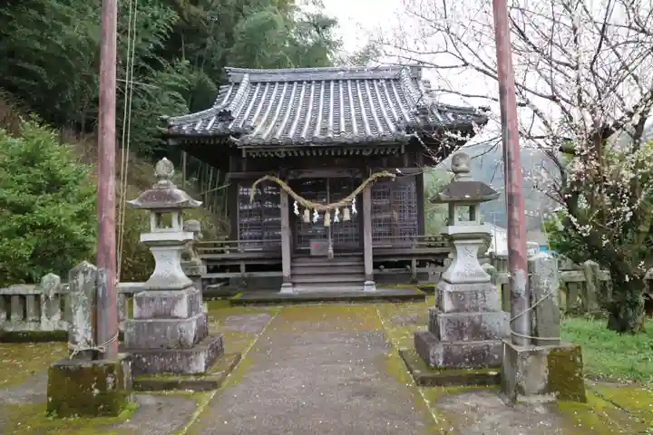 園田神社の本殿・本堂
