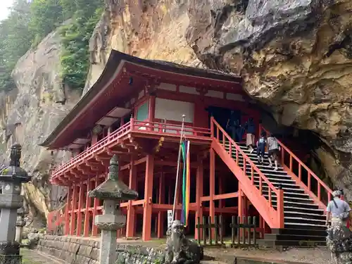 達谷西光寺の建物その他