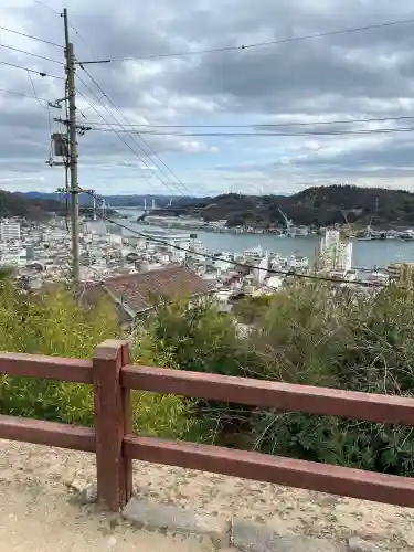 千光寺の{uncategorized: "未分類", other: "その他", undefined: "問題あり", building: "その他建物", grave: "お墓", sacred_gate: "鳥居", guardian: "狛犬", statue: "像", buddha: "仏像", history: "歴史", nature: "自然", garden: "庭園", animal: "動物", pagoda: "塔", temizu: "手水舎", mountain_gate: "山門・神門", sanctuary: "本殿・本堂", subordinate: "末社・摂社", art: "芸術", scenery: "景色", jizo: "地蔵", ema: "絵馬", goshuin: "御朱印", omikuji: "おみくじ", items: "授与品その他", amulet: "お守り", goshuincho: "御朱印帳", eats: "食事", festival: "お祭り", votive_dance: "神楽", shichigosan: "七五三参", wedding: "結婚式", experience: "体験その他", initially: "初詣", around: "周辺", anti_infection: "感染症対策"}