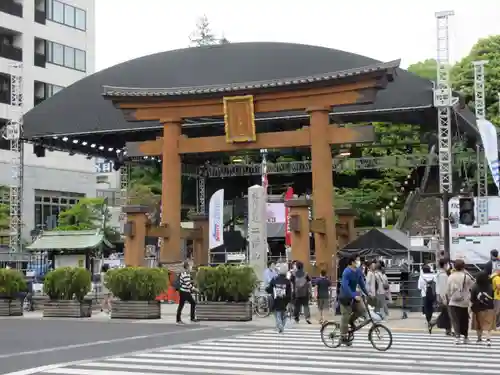 宇都宮二荒山神社の鳥居