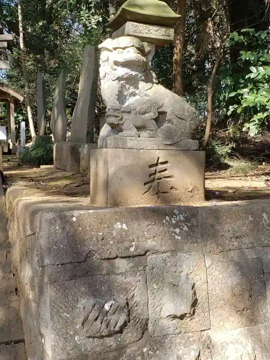 鷲神社(先崎鷲神社)の狛犬