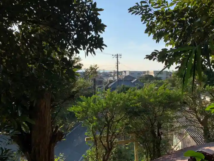 白畠神社の周辺