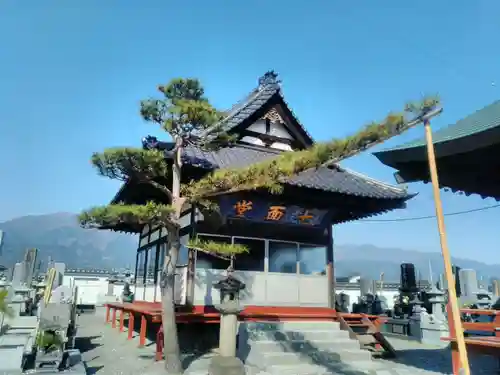 本乗寺の末社・摂社