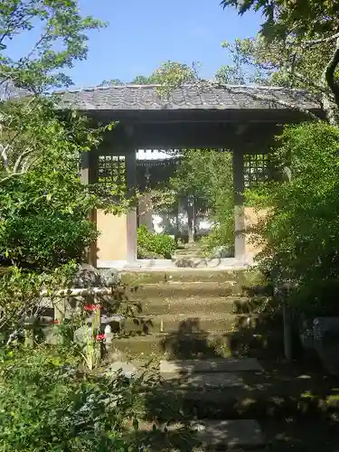 海蔵寺の山門