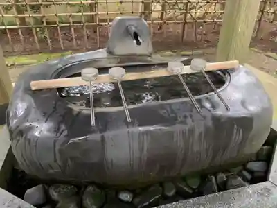 鎮守府八幡宮の手水舎