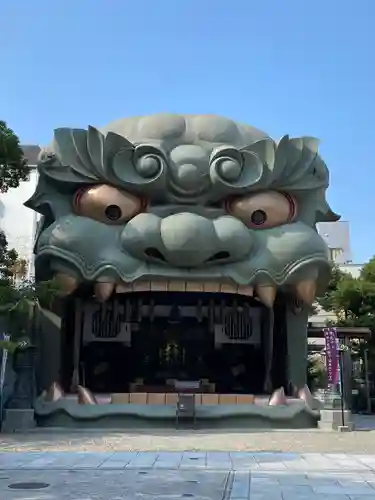 難波八阪神社の狛犬