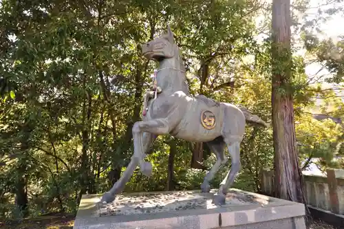 石鎚神社の像