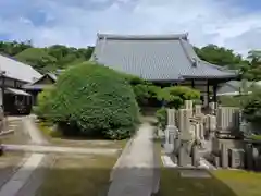 光明寺の本殿