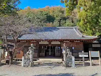 山梨岡神社(山梨県)
