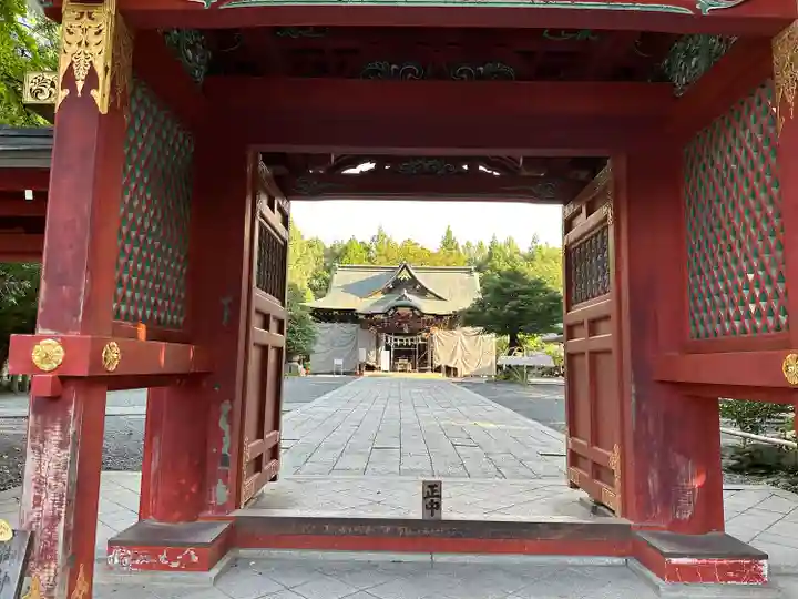 秩父神社の山門・神門