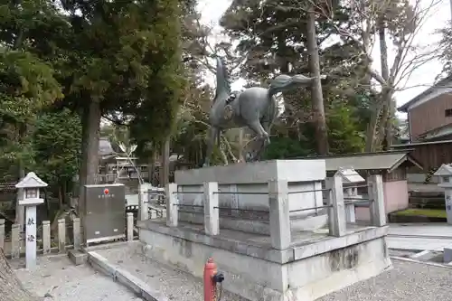 田村神社の像