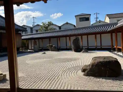 大安寺の庭園