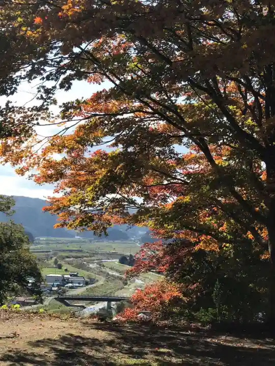 正一位 若草稲荷神社の景色