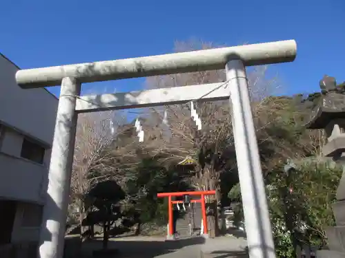 雷神社の鳥居