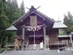 八海山尊神社の本殿