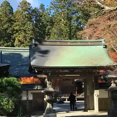 比叡山延暦寺の山門・神門