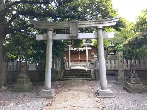 春日神社の{uncategorized: "未分類", other: "その他", undefined: "問題あり", building: "その他建物", grave: "お墓", sacred_gate: "鳥居", guardian: "狛犬", statue: "像", buddha: "仏像", history: "歴史", nature: "自然", garden: "庭園", animal: "動物", pagoda: "塔", temizu: "手水舎", mountain_gate: "山門・神門", sanctuary: "本殿・本堂", subordinate: "末社・摂社", art: "芸術", scenery: "景色", jizo: "地蔵", ema: "絵馬", goshuin: "御朱印", omikuji: "おみくじ", items: "授与品その他", amulet: "お守り", goshuincho: "御朱印帳", eats: "食事", festival: "お祭り", votive_dance: "神楽", shichigosan: "七五三参", wedding: "結婚式", experience: "体験その他", initially: "初詣", around: "周辺", anti_infection: "感染症対策"}