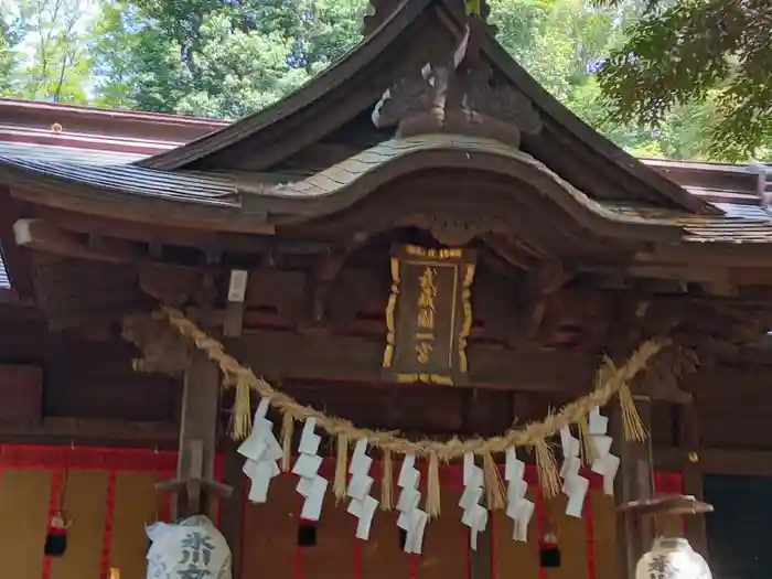 氷川女體神社の本殿