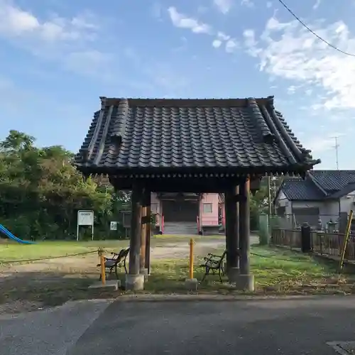 法泉寺の山門