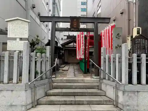 白山神社の鳥居