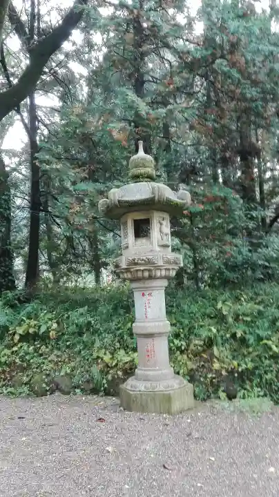 香取神宮の{uncategorized: "未分類", other: "その他", undefined: "問題あり", building: "その他建物", grave: "お墓", sacred_gate: "鳥居", guardian: "狛犬", statue: "像", buddha: "仏像", history: "歴史", nature: "自然", garden: "庭園", animal: "動物", pagoda: "塔", temizu: "手水舎", mountain_gate: "山門・神門", sanctuary: "本殿・本堂", subordinate: "末社・摂社", art: "芸術", scenery: "景色", jizo: "地蔵", ema: "絵馬", goshuin: "御朱印", omikuji: "おみくじ", items: "授与品その他", amulet: "お守り", goshuincho: "御朱印帳", eats: "食事", festival: "お祭り", votive_dance: "神楽", shichigosan: "七五三参", wedding: "結婚式", experience: "体験その他", initially: "初詣", around: "周辺", anti_infection: "感染症対策"}