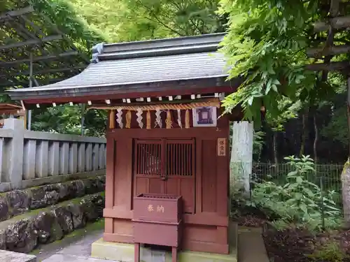 神場山神社の末社