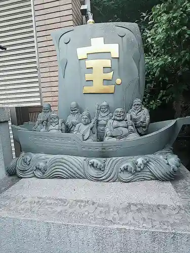 十番稲荷神社の像