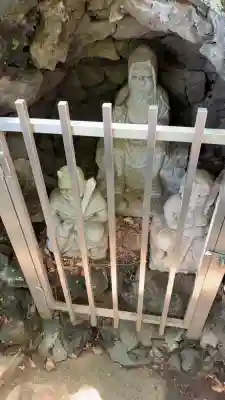 品川神社の像
