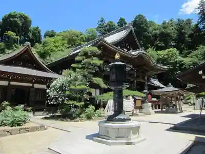 岡寺（龍蓋寺）の本殿・本堂