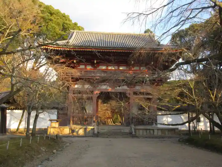 醍醐寺の山門・神門