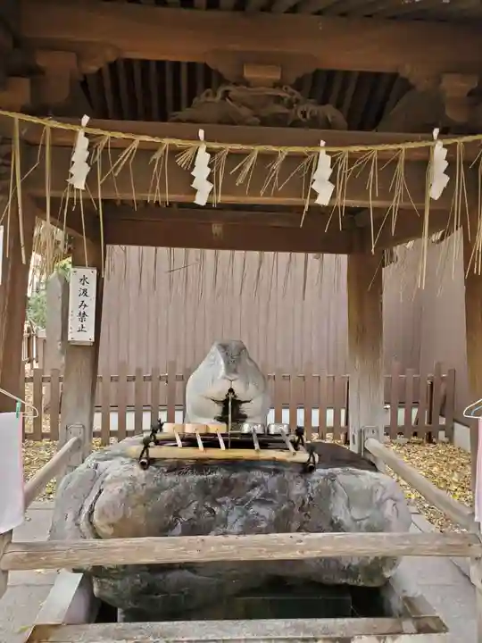調神社の手水舎