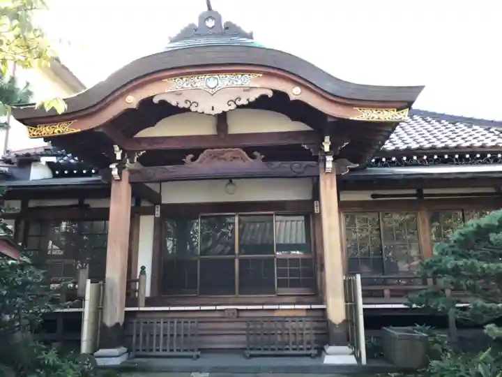 玉鳳寺の本殿・本堂