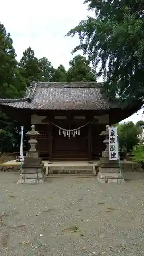 松尾神社の本殿・本堂