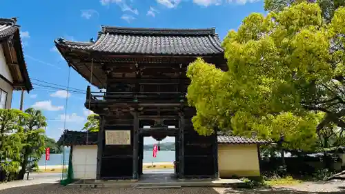 如意寺の山門・神門