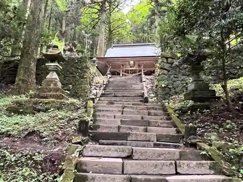 上色見熊野座神社の建物その他