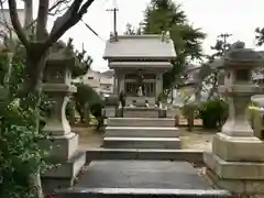 尊神神社の本殿