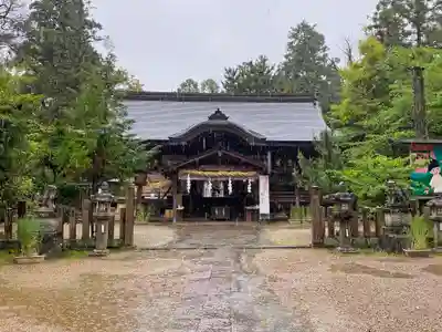 大和神社の本殿・本堂