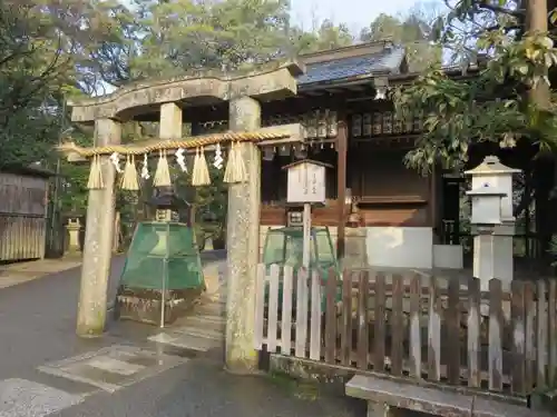 嚴島神社 (京都御苑)の鳥居