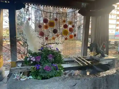 彌彦神社　(伊夜日子神社)の手水舎